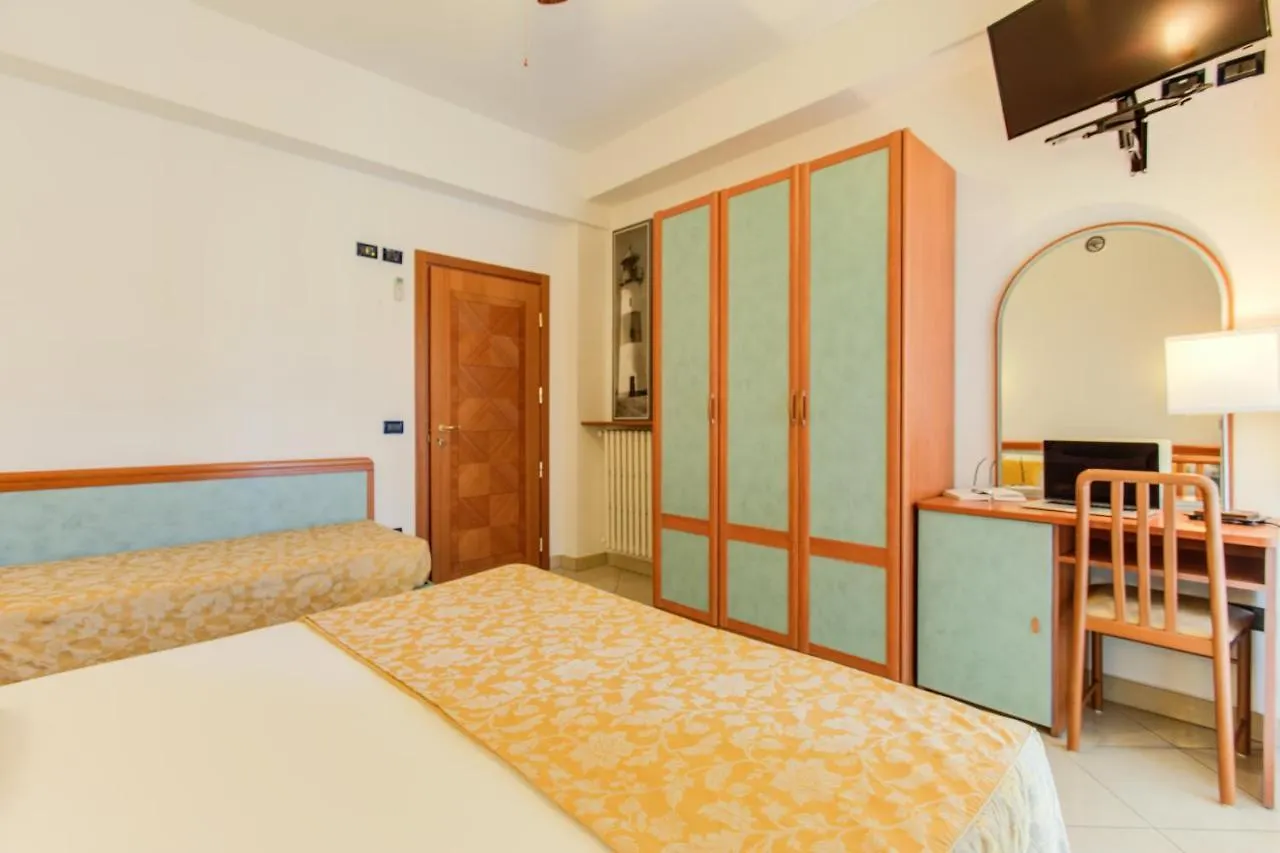***  Hotel Nanni Bellaria-Igea Marina Italy