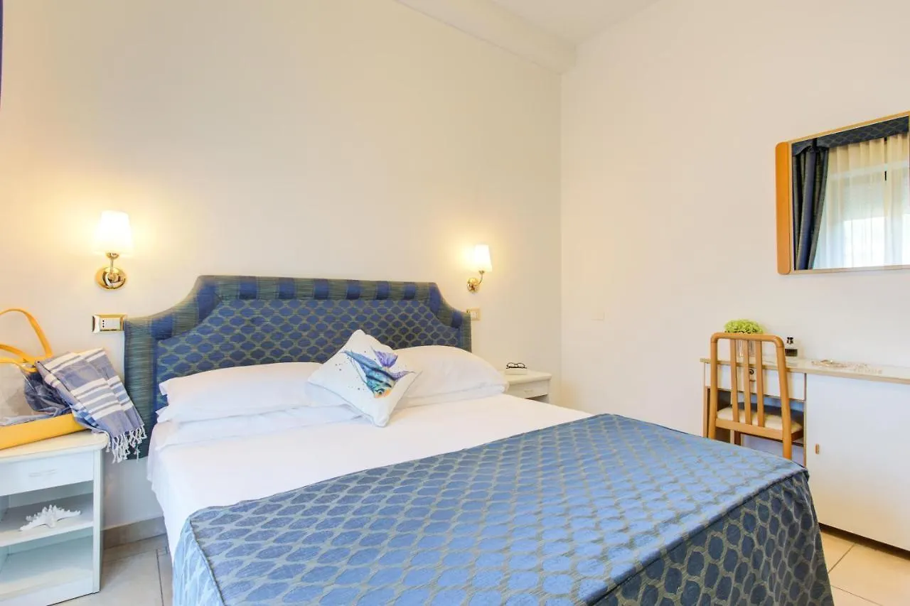Hotel Nanni Bellaria-Igea Marina 3*,