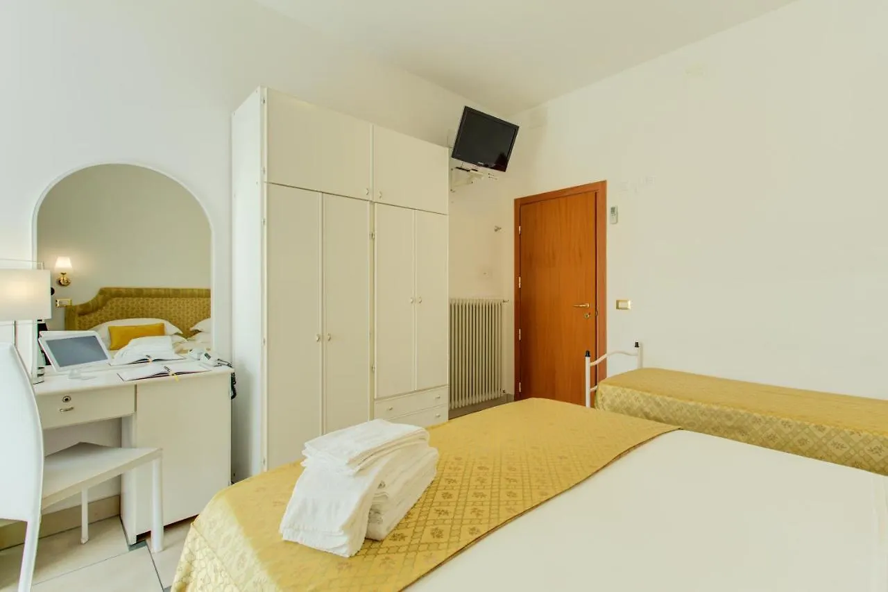 Hotel Nanni Bellaria-Igea Marina 3*,  Italy