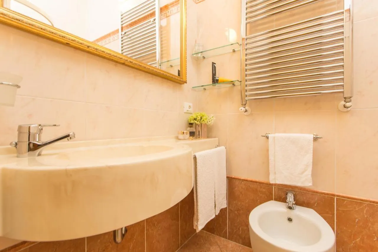Hotel Nanni Bellaria-Igea Marina 3*,  Italy